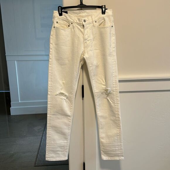 NWT! Abercrombie & Fitch Athletic Skinny Stretch White Distressed Jeans Sz 29x32 - Picture 1 of 14